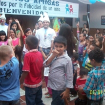 Unidos por la felicidad de un niño